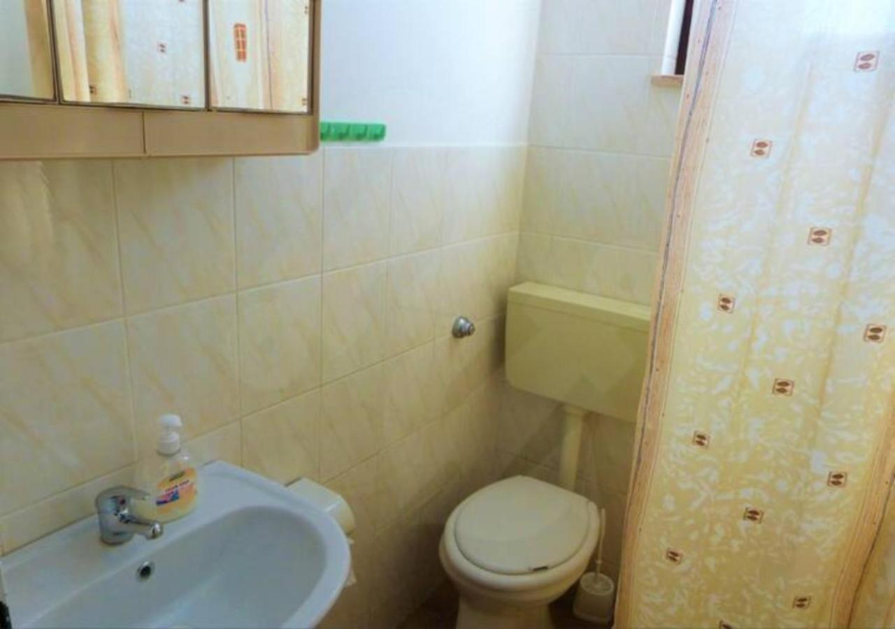 Gama Apartment Vir Exterior photo